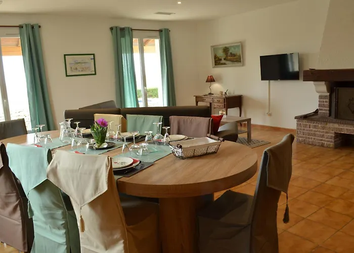 Les 2 Fontaines Сasa de vacaciones